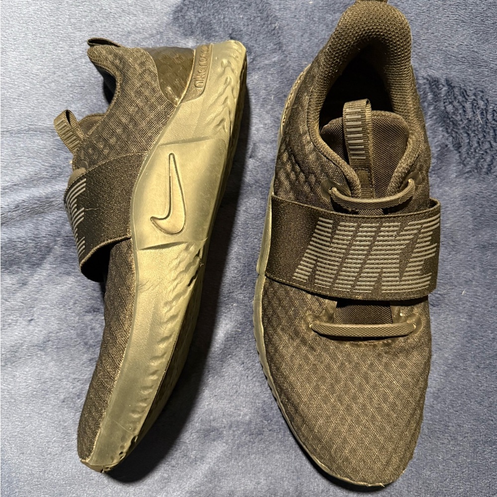 Nike In-Season TR 9 Black Anthracite Women’s Size 9